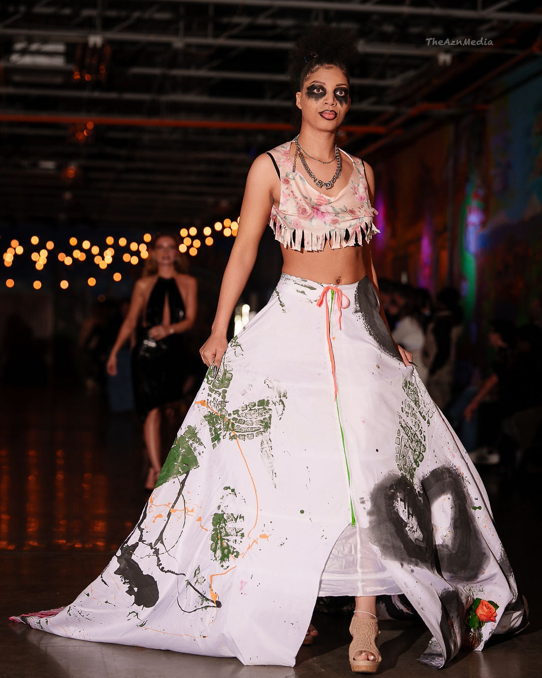 THE FLOWERS ARE MANIC!