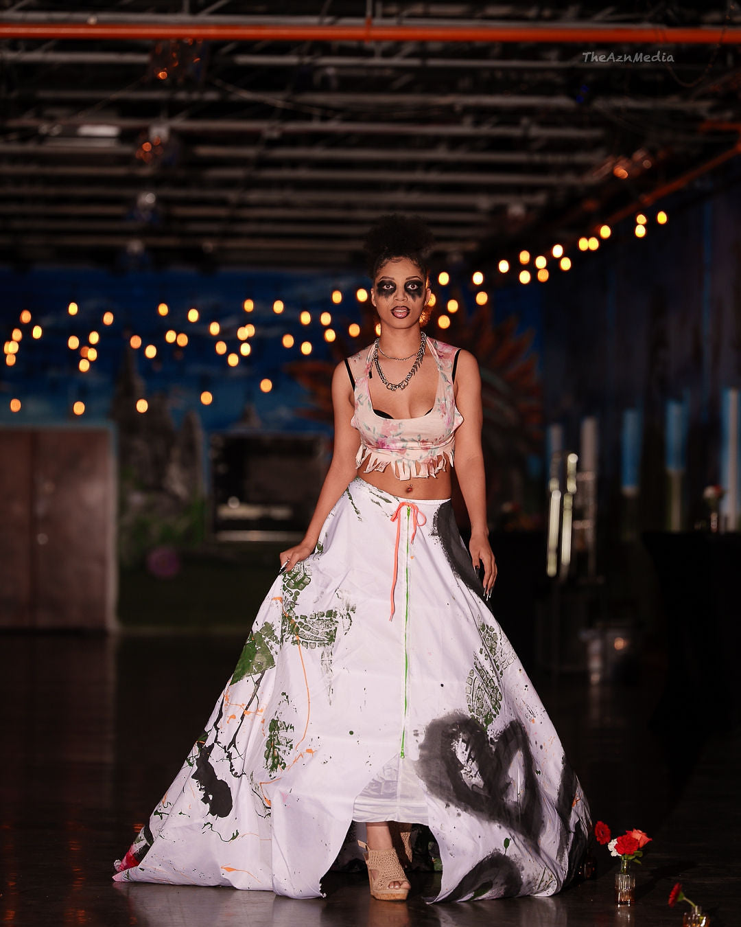 THE FLOWERS ARE MANIC!